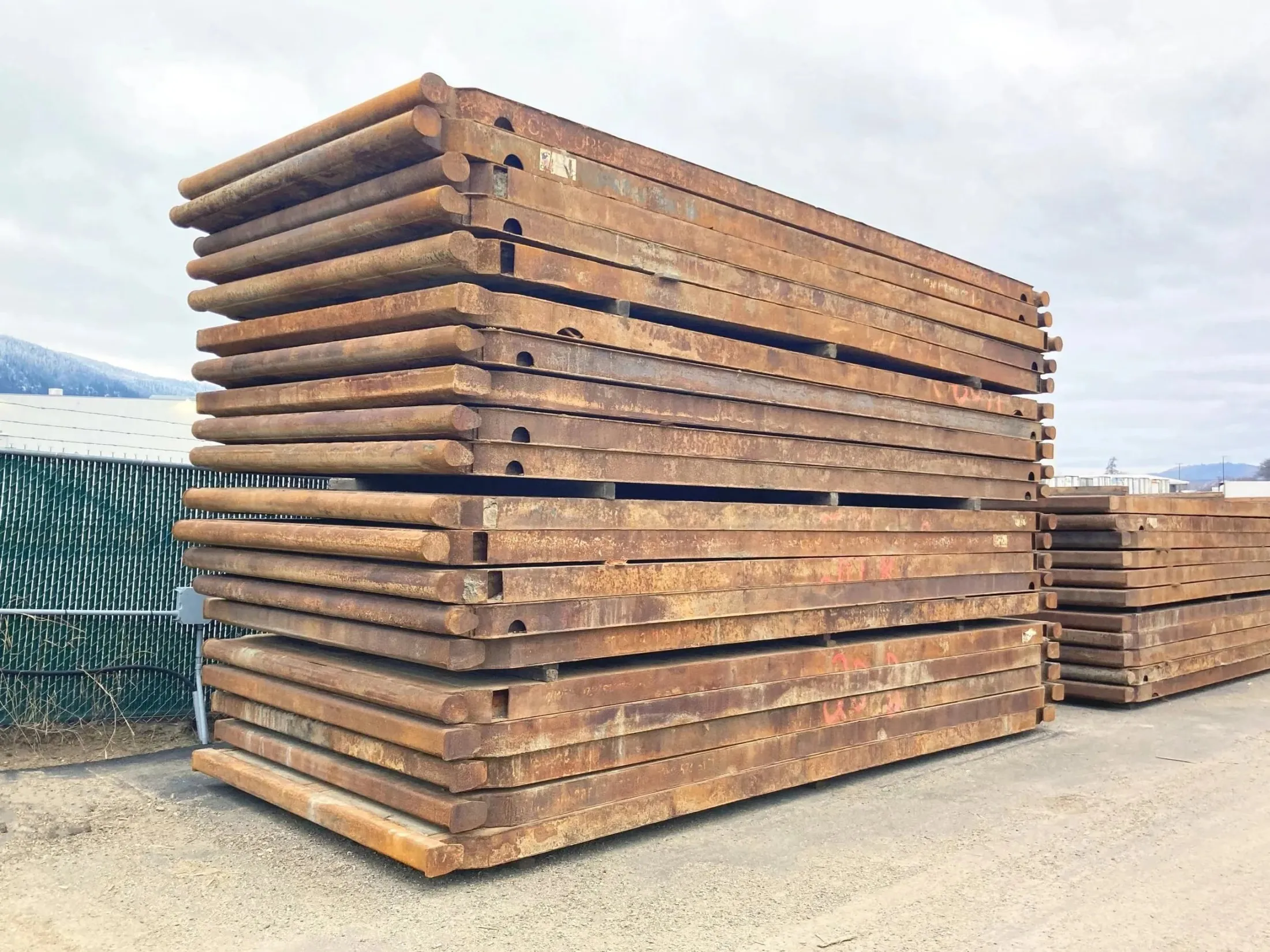 Steel & Wood Rig Mats